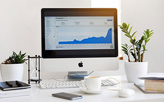 曼联应放弃格拉斯纳 全力追逐“欧洲最佳年轻主帅”